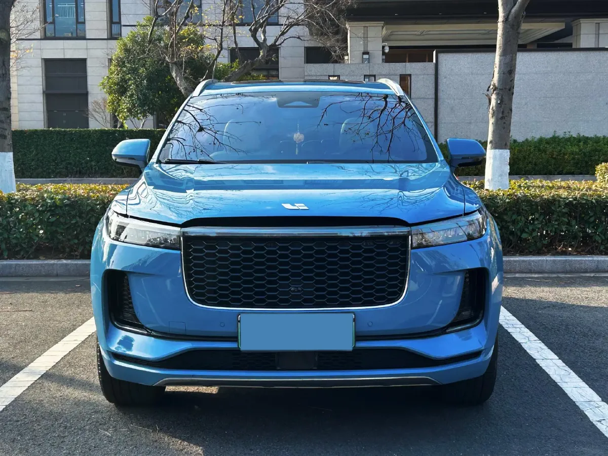 2020 Li ONE Range Extended 131HP REEV 40.5KWH,autocango,china used car exporter,china ev exporter,chinese used car exporter,chinese used ev exporter