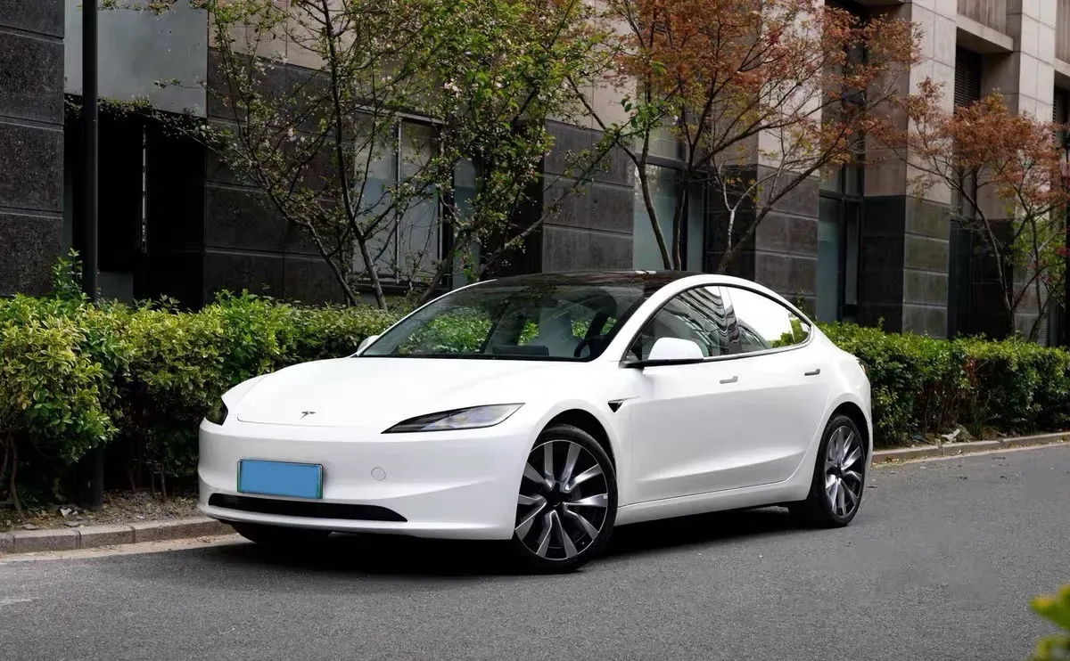 2025 Tesla Model 3 BEV,autocango,china used car exporter,china ev exporter,chinese used car exporter,chinese used ev exporter