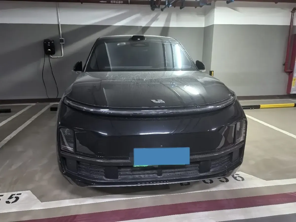 2022 Li L9 Range Extended 154HP REEV 42.6KWH,autocango,china used car exporter,china ev exporter,chinese used car exporter,chinese used ev exporter