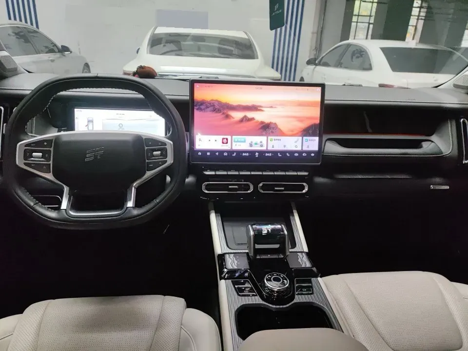 2025 MAXUS XinTu V70 2.0T 150HP L4 9AT,autocango,china used car exporter,china ev exporter,chinese used car exporter,chinese used ev exporter