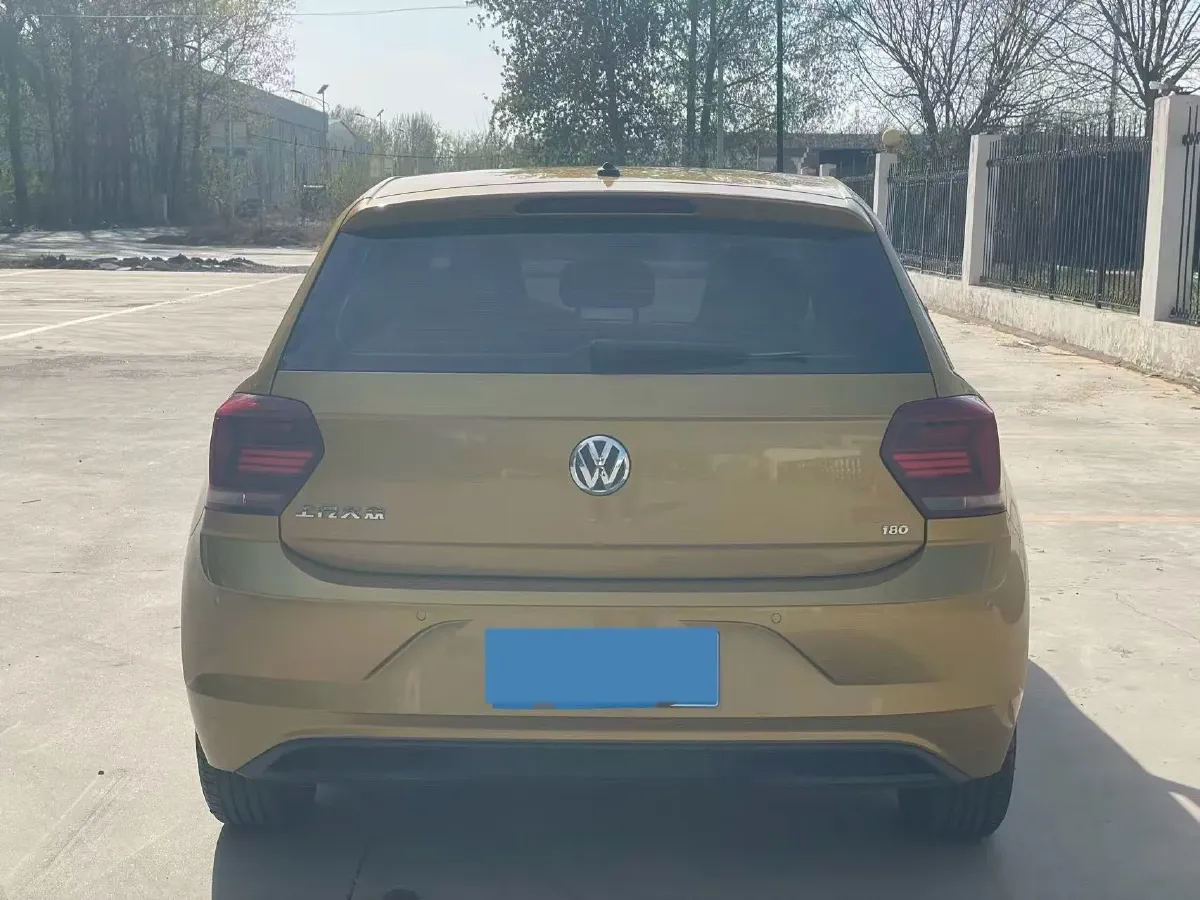 2019 Volkswagen Polo 1.5L 113HP L4 6AT,autocango,china used car exporter,china ev exporter,chinese used car exporter,chinese used ev exporter