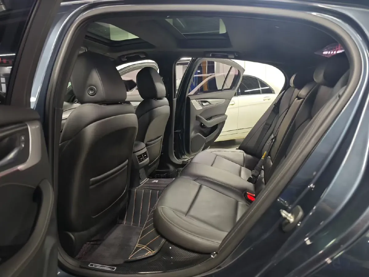 2020 Cadillac CT5 2.0T 241HP L4 10AT,autocango,china used car exporter,china ev exporter,chinese used car exporter,chinese used ev exporter