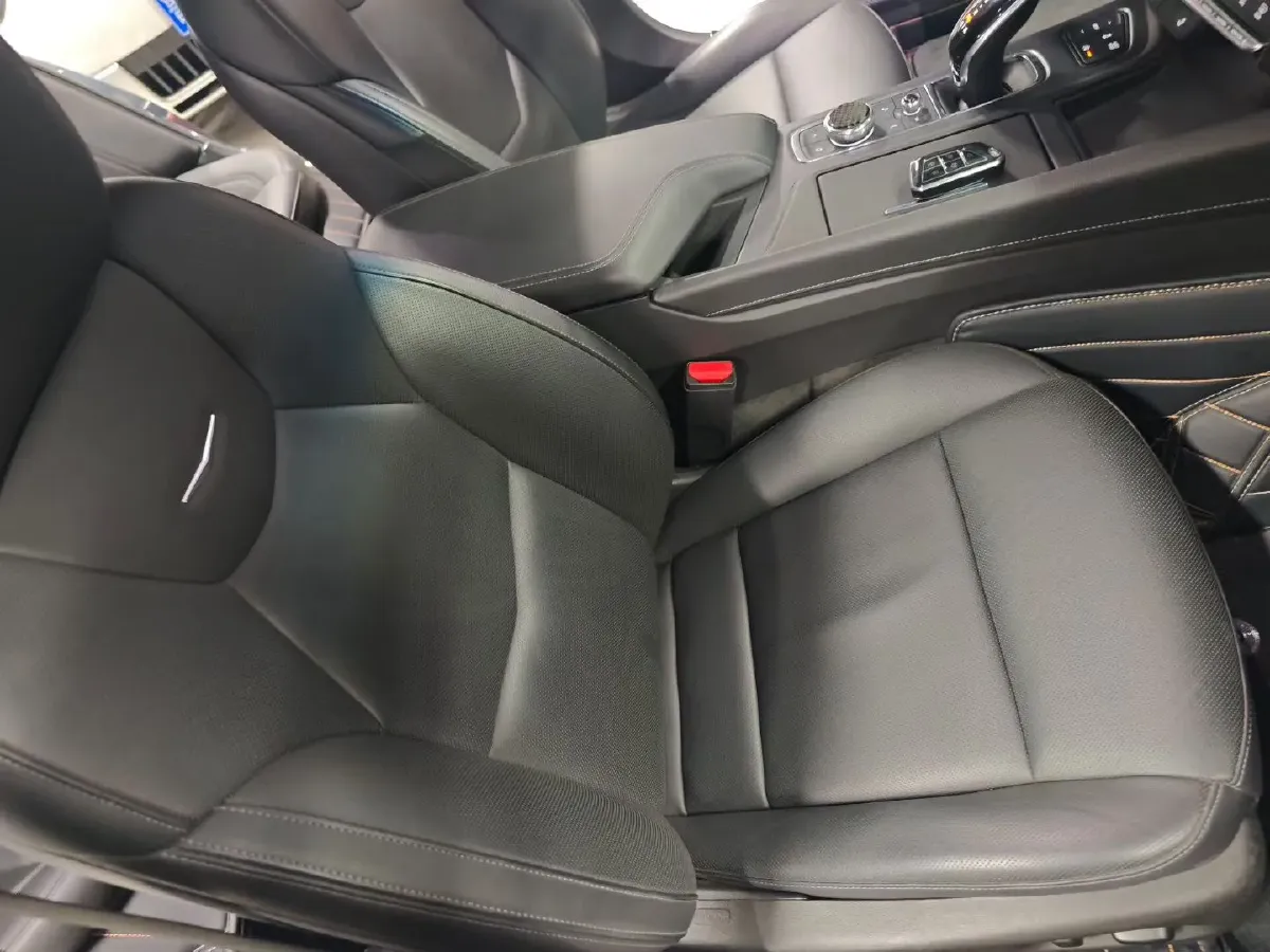 2020 Cadillac CT5 2.0T 241HP L4 10AT,autocango,china used car exporter,china ev exporter,chinese used car exporter,chinese used ev exporter