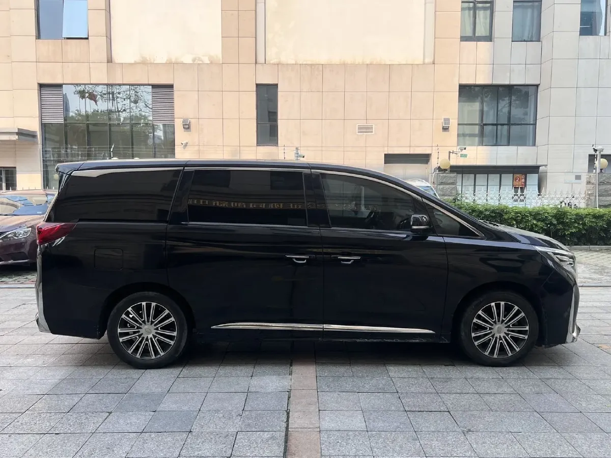 2021 GAC Trumpchi M8 2.0T 252HP L4 8AT,autocango,china used car exporter,china ev exporter,chinese used car exporter,chinese used ev exporter