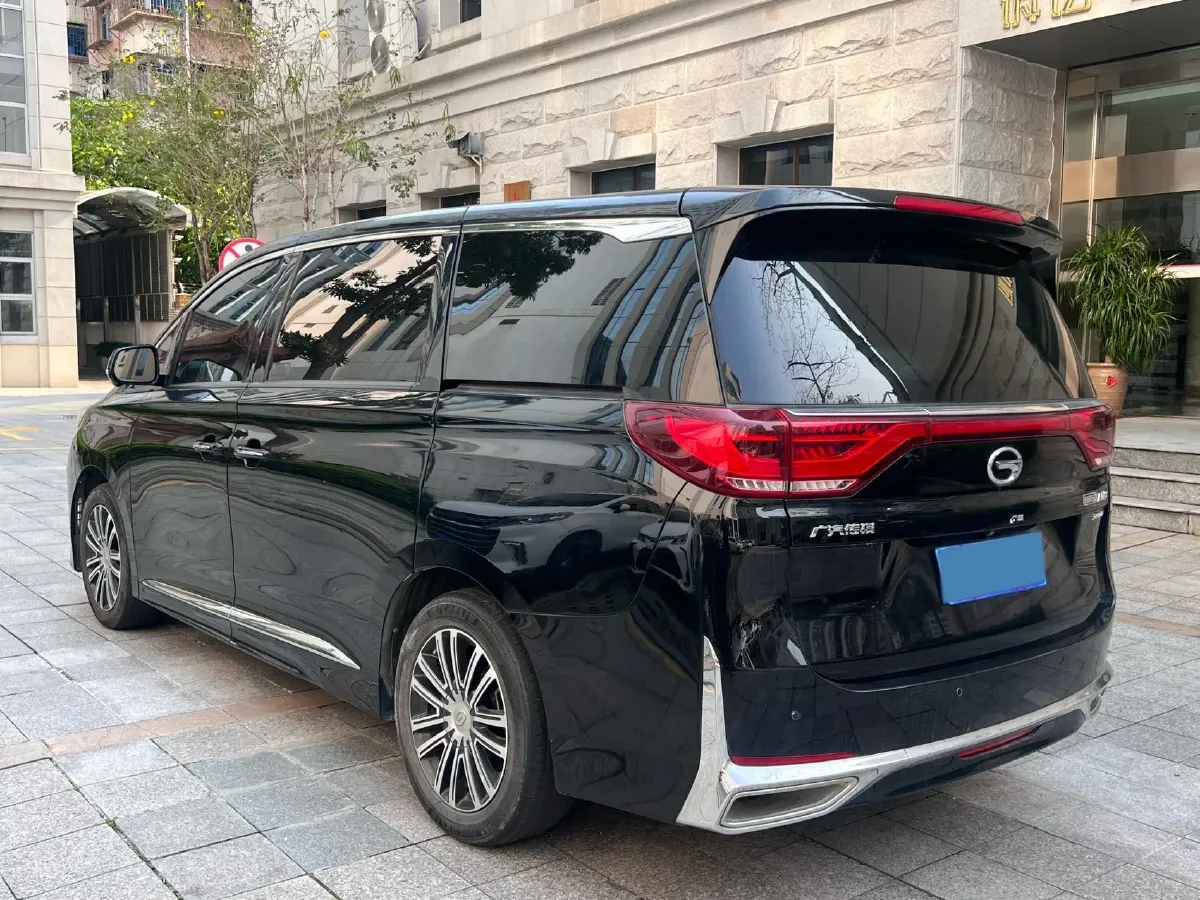 2021 GAC Trumpchi M8 2.0T 252HP L4 8AT,autocango,china used car exporter,china ev exporter,chinese used car exporter,chinese used ev exporter