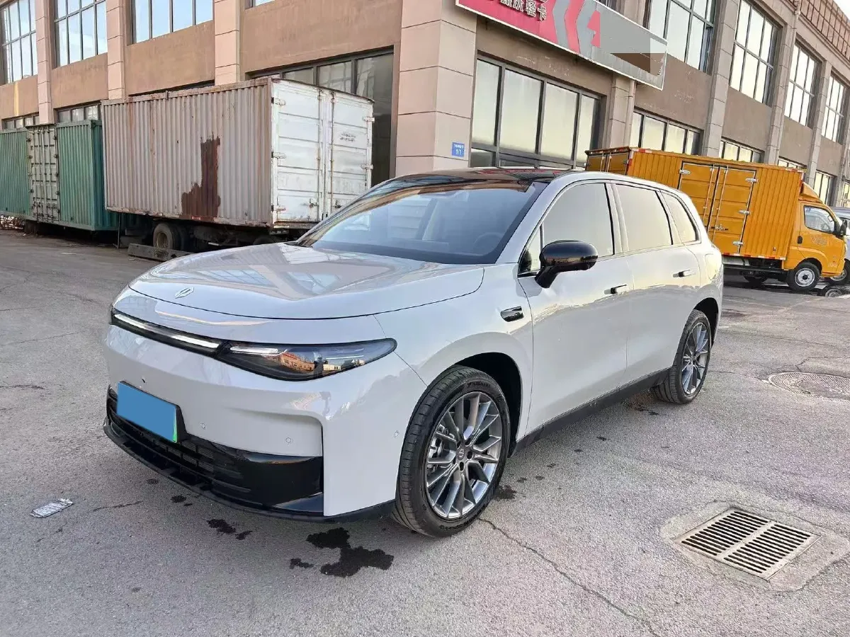 2024 Leapmotor C10 1.5L 95HP L4 REEV 28.4KWH,autocango,china used car exporter,china ev exporter,chinese used car exporter,chinese used ev exporter