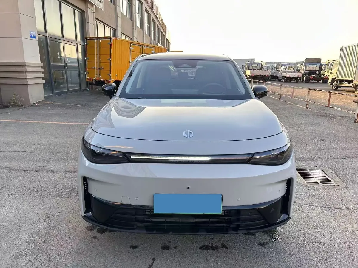 2024 Leapmotor C10 1.5L 95HP L4 REEV 28.4KWH,autocango,china used car exporter,china ev exporter,chinese used car exporter,chinese used ev exporter