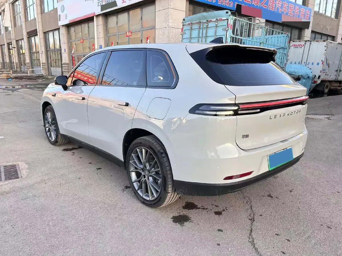 2024 Leapmotor C10 1.5L 95HP L4 REEV 28.4KWH,autocango,china used car exporter,china ev exporter,chinese used car exporter,chinese used ev exporter