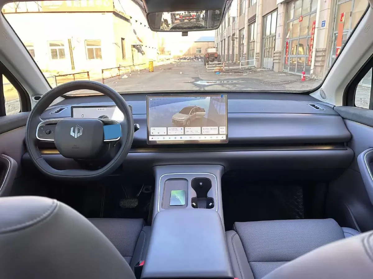 2024 Leapmotor C10 1.5L 95HP L4 REEV 28.4KWH,autocango,china used car exporter,china ev exporter,chinese used car exporter,chinese used ev exporter