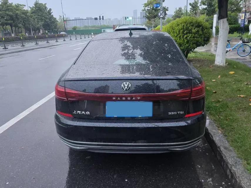 2023 Volkswagen Passat 2.0T 186HP L4 7DCT,autocango,china used car exporter,china ev exporter,chinese used car exporter,chinese used ev exporter