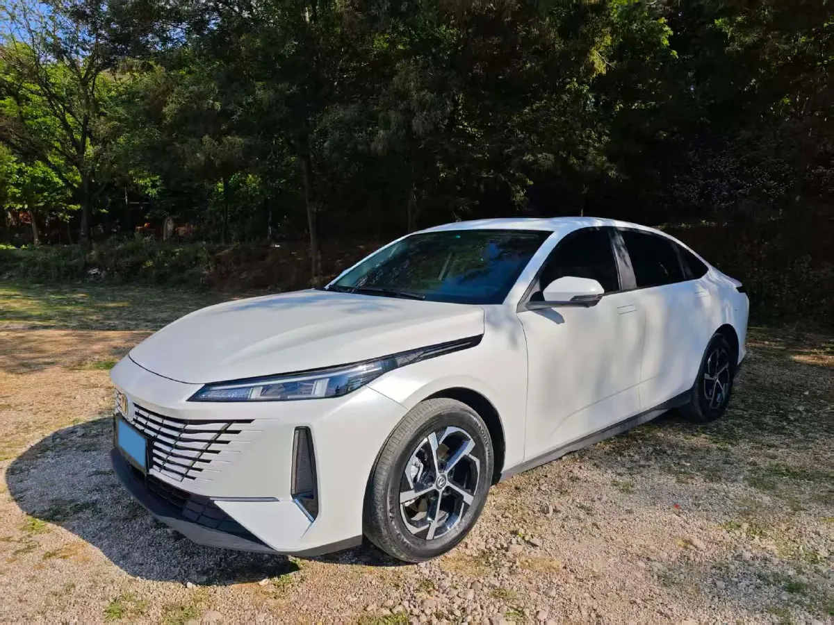 2024 ChangAn Eado 1.5T 170HP L4 7DCT,autocango,china used car exporter,china ev exporter,chinese used car exporter,chinese used ev exporter