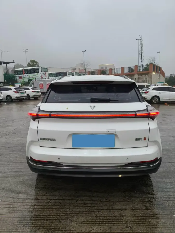 2022 GAC Trumpchi GS4 Plus 2.0T 252HP L4 6AT,autocango,china used car exporter,china ev exporter,chinese used car exporter,chinese used ev exporter