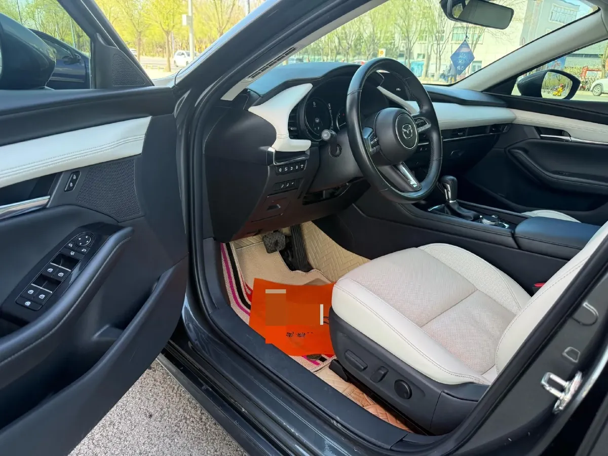 2020 Mazda 3 Axela 2.0L 180HP L4 6AT,autocango,china used car exporter,china ev exporter,chinese used car exporter,chinese used ev exporter