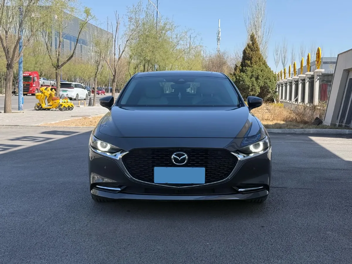 2020 Mazda 3 Axela 2.0L 180HP L4 6AT,autocango,china used car exporter,china ev exporter,chinese used car exporter,chinese used ev exporter