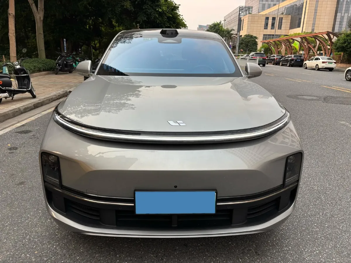 2024 Li L9 Range Extended 154HP REEV 52.3KWH,autocango,china used car exporter,china ev exporter,chinese used car exporter,chinese used ev exporter