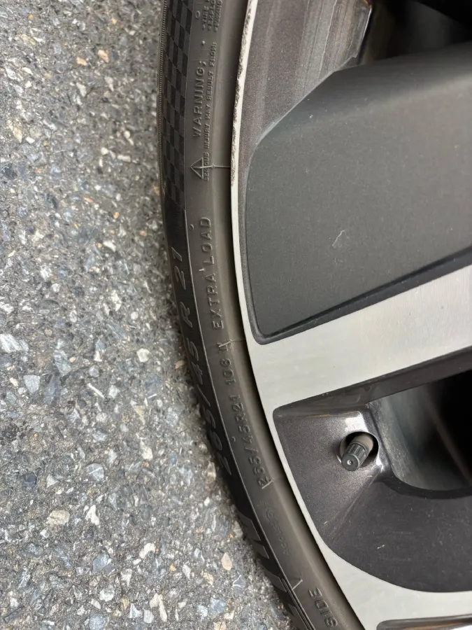 2024 Li L9 Range Extended 154HP REEV 52.3KWH,autocango,china used car exporter,china ev exporter,chinese used car exporter,chinese used ev exporter