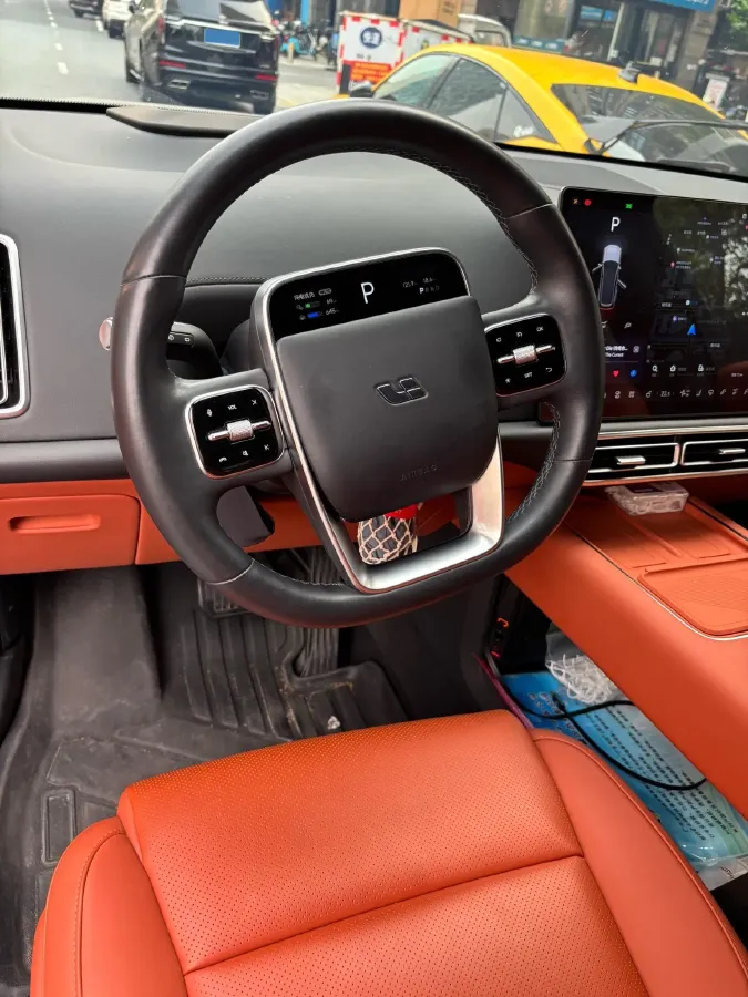 2024 Li L9 Range Extended 154HP REEV 52.3KWH,autocango,china used car exporter,china ev exporter,chinese used car exporter,chinese used ev exporter