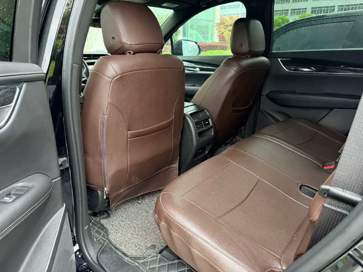 2021 Cadillac XT5 2.0T 237HP L4 9AT,autocango,china used car exporter,china ev exporter,chinese used car exporter,chinese used ev exporter