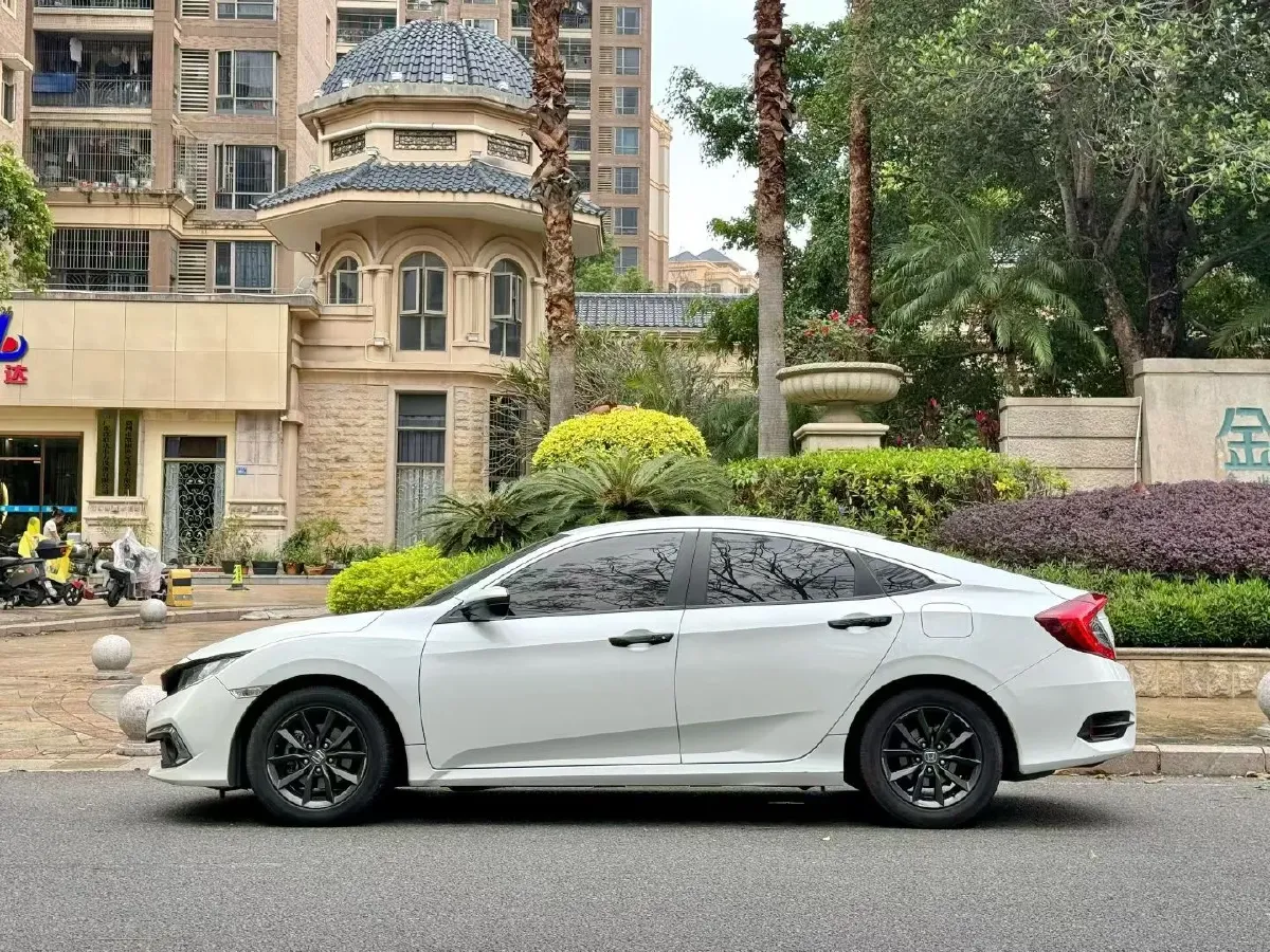 2019 Honda Civic 1.5T 177HP L4 CVT,autocango,china used car exporter,china ev exporter,chinese used car exporter,chinese used ev exporter