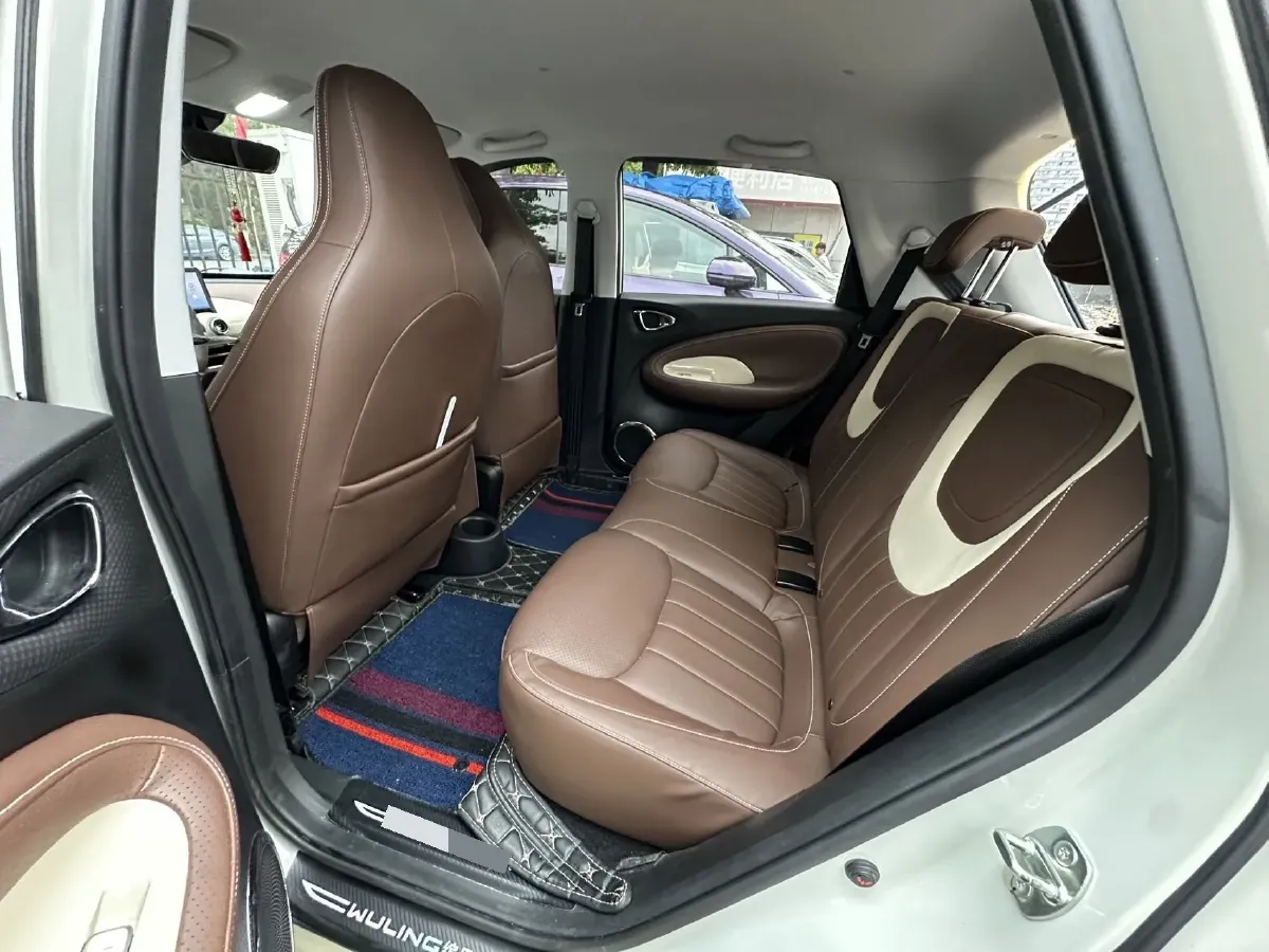 2023 WuLing BinGuo BEV 31.9KWH,autocango,china used car exporter,china ev exporter,chinese used car exporter,chinese used ev exporter