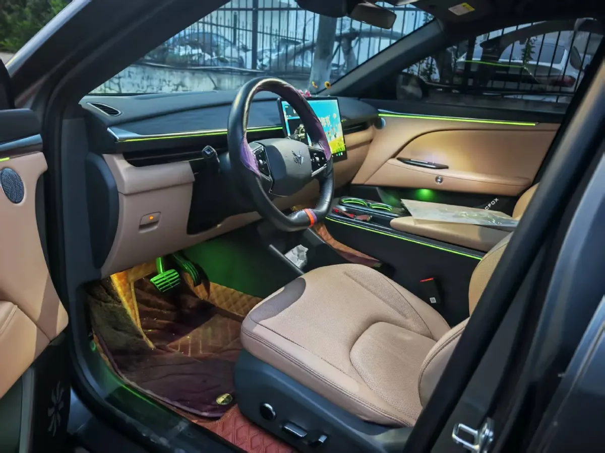 2025 MAXUS G10 2.0T 261HP L4 8AT,autocango,china used car exporter,china ev exporter,chinese used car exporter,chinese used ev exporter