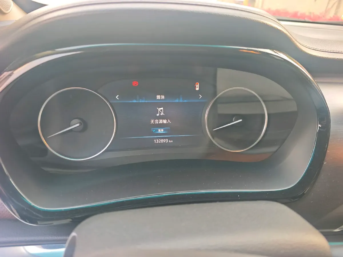 2021 Buick GL8 2.0T 237HP L4 9AT,autocango,china used car exporter,china ev exporter,chinese used car exporter,chinese used ev exporter