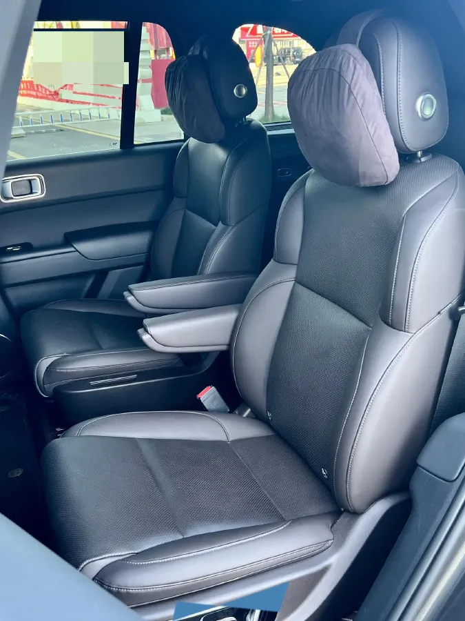 2023 Li L7 Range Extended 154HP REEV 40.9KWH,autocango,china used car exporter,china ev exporter,chinese used car exporter,chinese used ev exporter