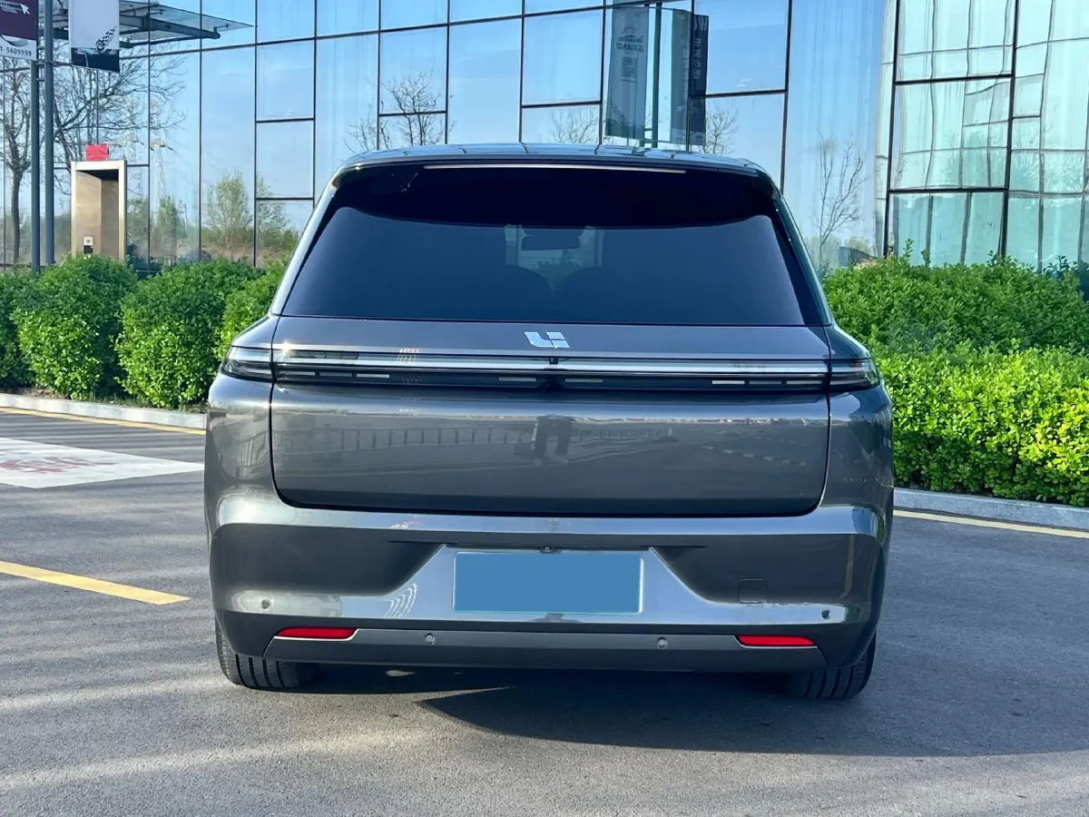 2023 Li L7 Range Extended 154HP REEV 40.9KWH,autocango,china used car exporter,china ev exporter,chinese used car exporter,chinese used ev exporter