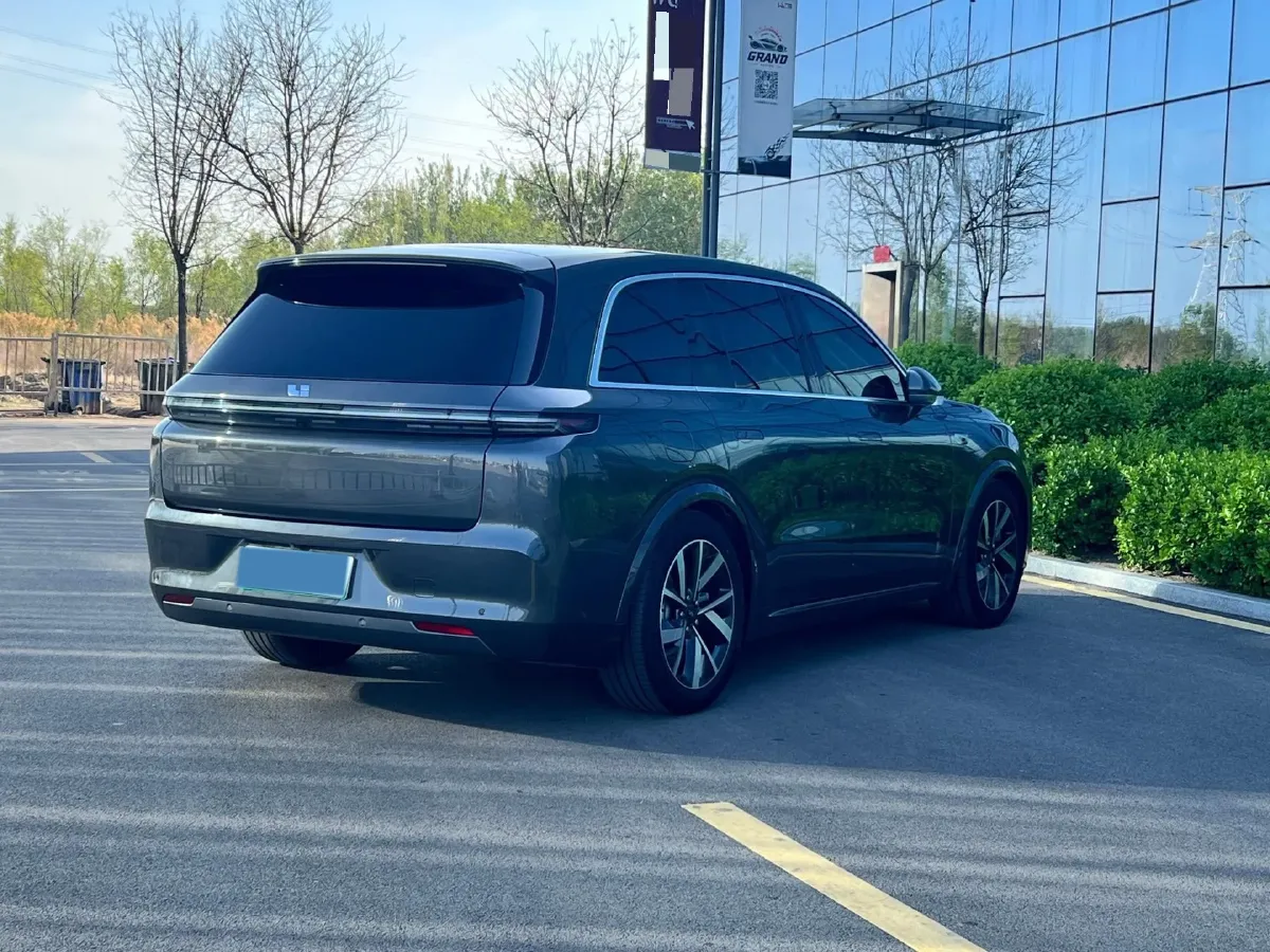 2023 Li L7 Range Extended 154HP REEV 40.9KWH,autocango,china used car exporter,china ev exporter,chinese used car exporter,chinese used ev exporter
