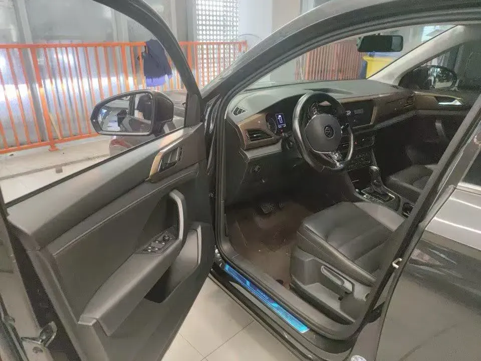 2021 Volkswagen Tharu 1.4T 150HP L4 7DCT,autocango,china used car exporter,china ev exporter,chinese used car exporter,chinese used ev exporter