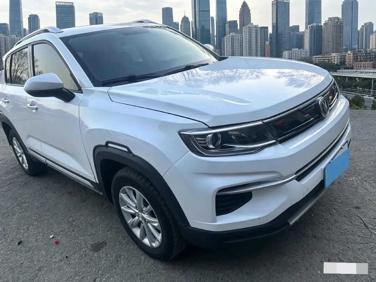 2021 ChangAn CS35 Plus 1.6L 128HP L4 CVT,autocango,china used car exporter,china ev exporter,chinese used car exporter,chinese used ev exporter