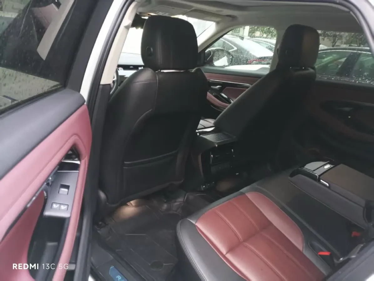 2022 Land Rover Range Rover Evoque 2.0T 249HP L4 9AT,autocango,china used car exporter,china ev exporter,chinese used car exporter,chinese used ev exporter