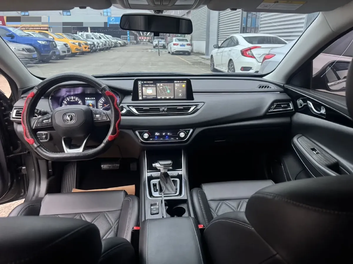 2022 ChangAn Raeton CC 1.5T 188HP L4 7DCT,autocango,china used car exporter,china ev exporter,chinese used car exporter,chinese used ev exporter