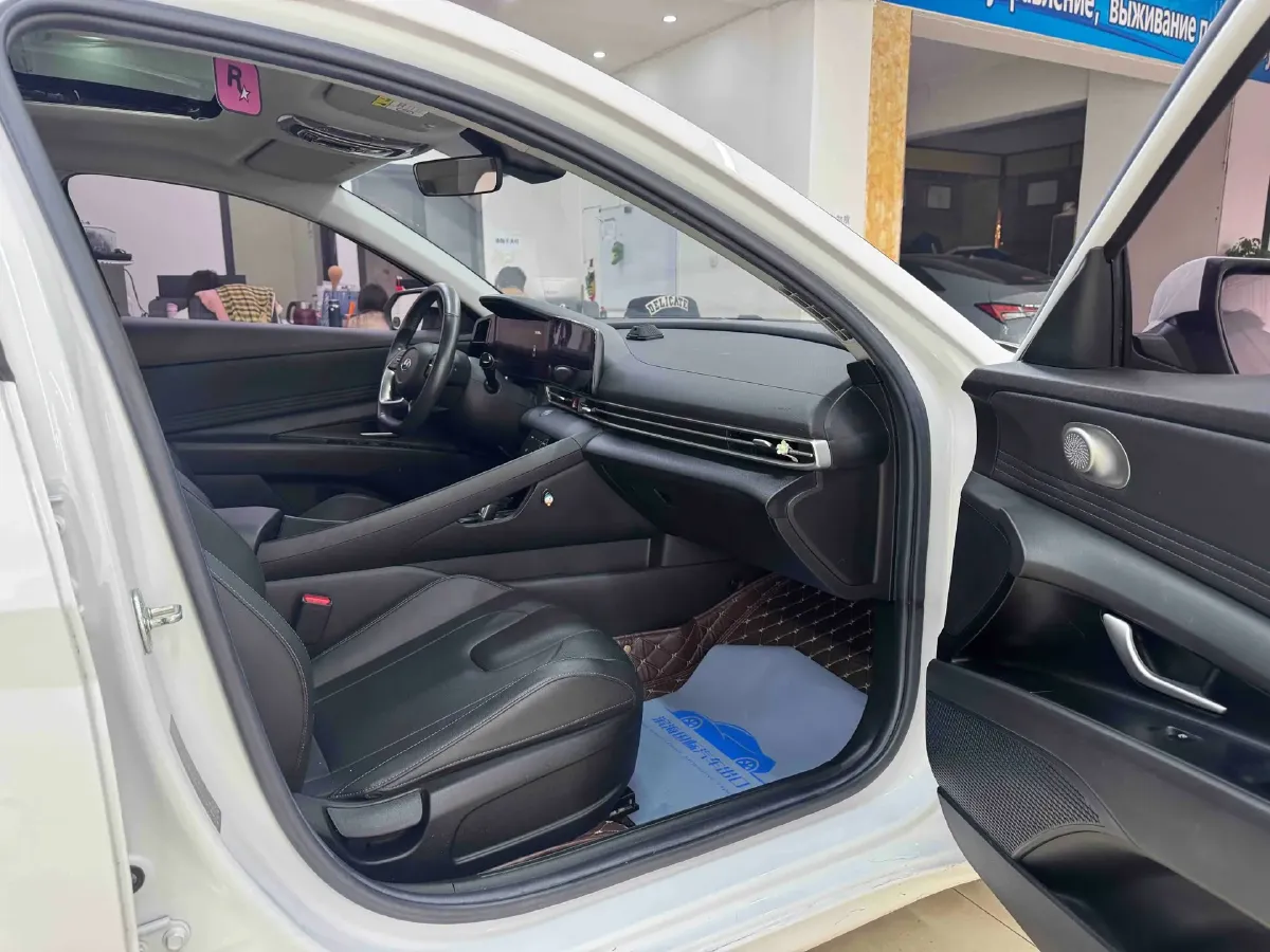 2021 Hyundai Elantra 1.5L 115HP L4 CVT,autocango,china used car exporter,china ev exporter,chinese used car exporter,chinese used ev exporter