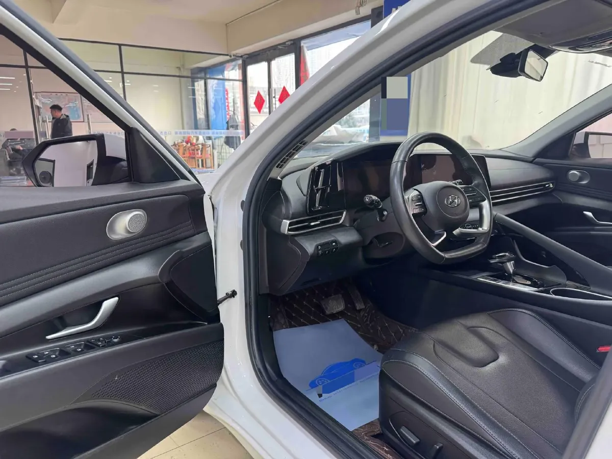 2021 Hyundai Elantra 1.5L 115HP L4 CVT,autocango,china used car exporter,china ev exporter,chinese used car exporter,chinese used ev exporter