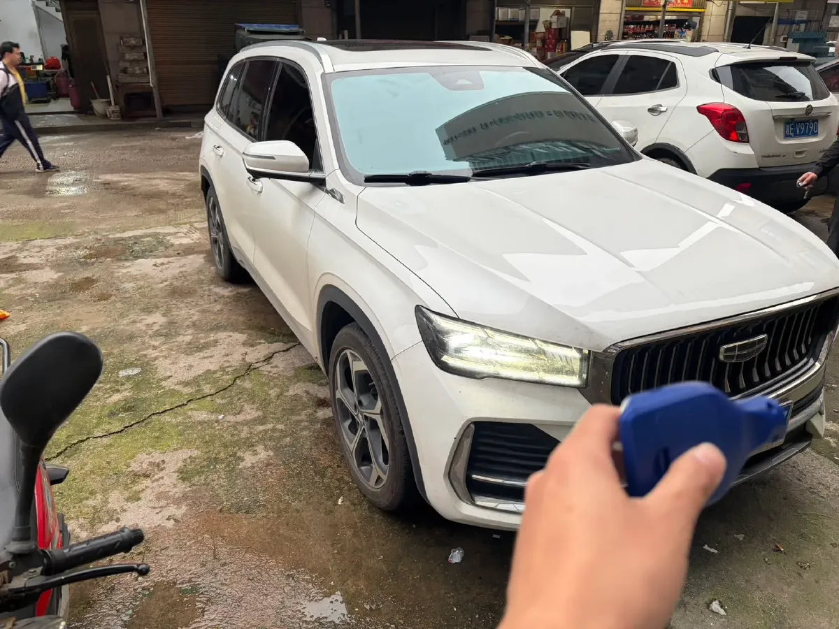 2021 Geely Monjaro 2.0T 218HP L4 7DCT,autocango,china used car exporter,china ev exporter,chinese used car exporter,chinese used ev exporter