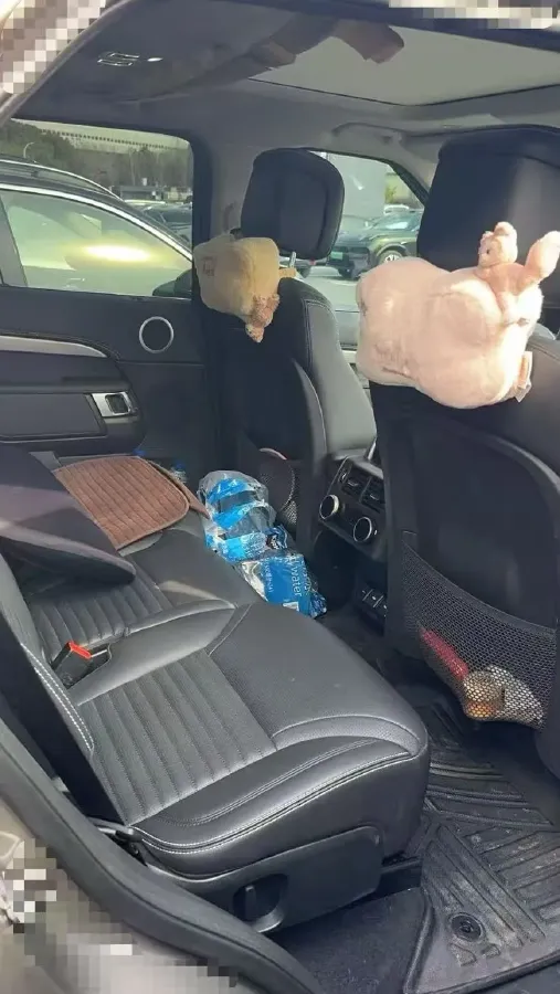 2024 Land Rover Discovery 3.0T 360HP L6 8AT,autocango,china used car exporter,china ev exporter,chinese used car exporter,chinese used ev exporter