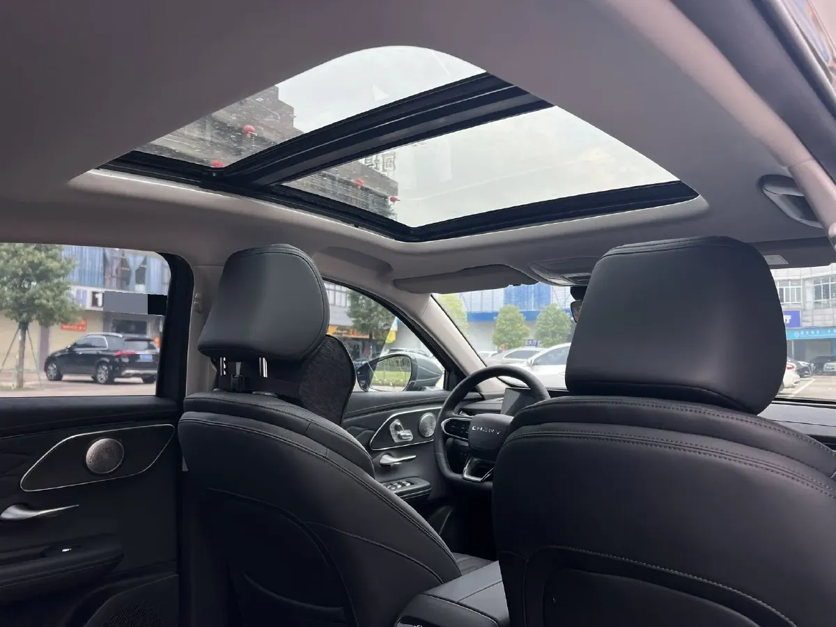 2025 Ruichi Auto RuiChi C5 REEV,autocango,china used car exporter,china ev exporter,chinese used car exporter,chinese used ev exporter