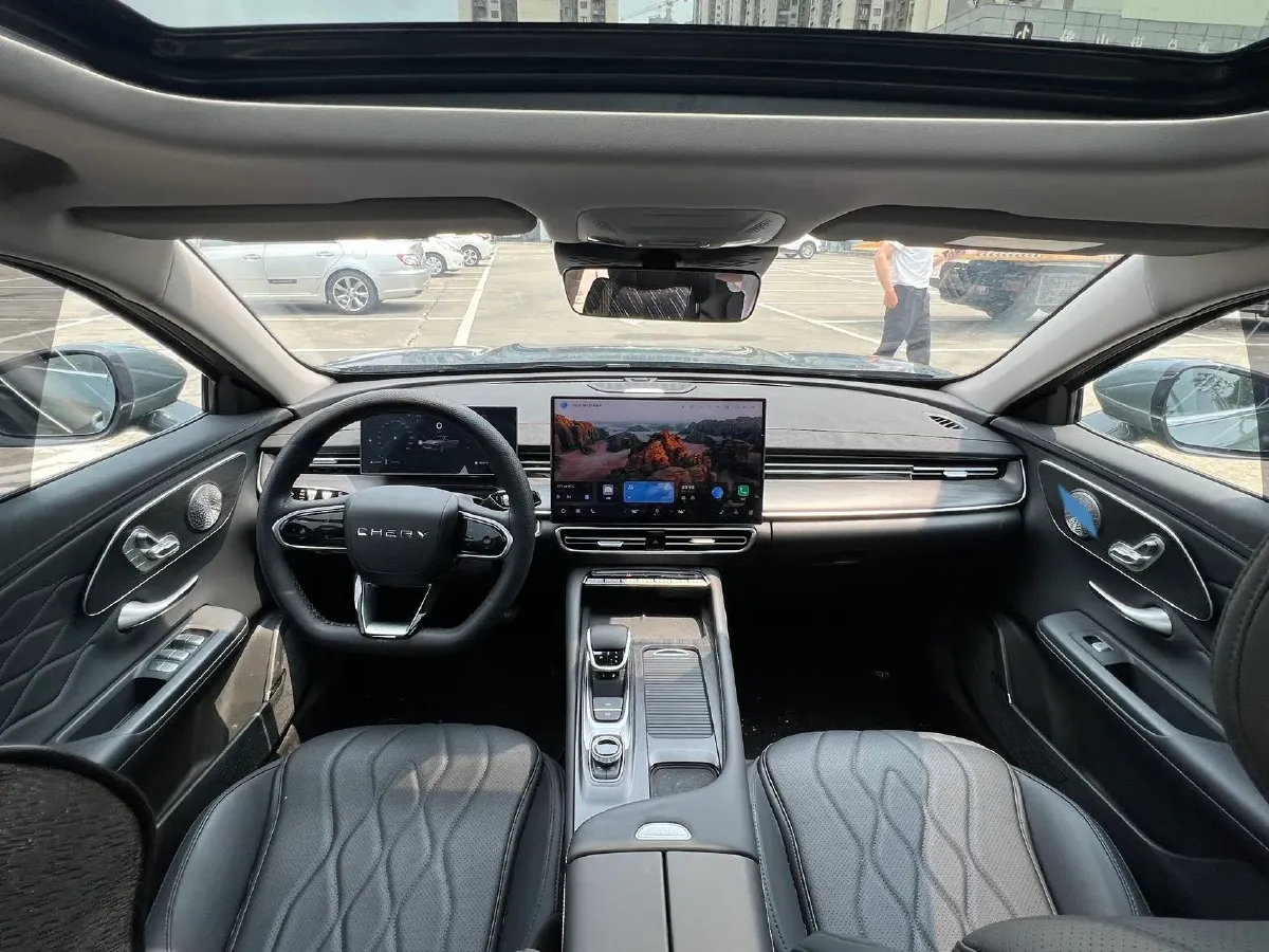 2025 Ruichi Auto RuiChi C5 REEV,autocango,china used car exporter,china ev exporter,chinese used car exporter,chinese used ev exporter