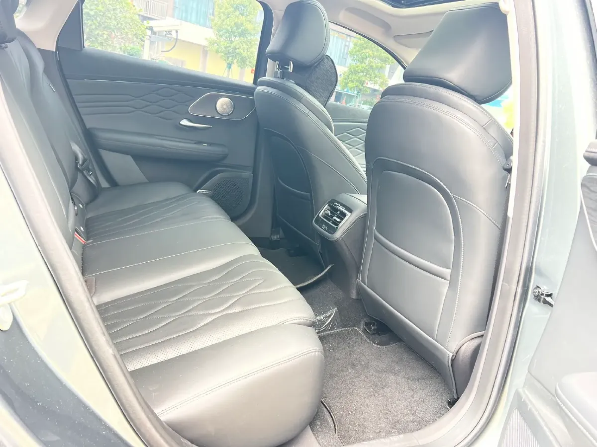 2025 Ruichi Auto RuiChi C5 REEV,autocango,china used car exporter,china ev exporter,chinese used car exporter,chinese used ev exporter