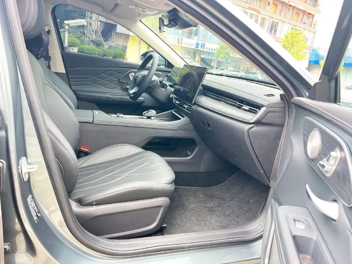 2025 Ruichi Auto RuiChi C5 REEV,autocango,china used car exporter,china ev exporter,chinese used car exporter,chinese used ev exporter