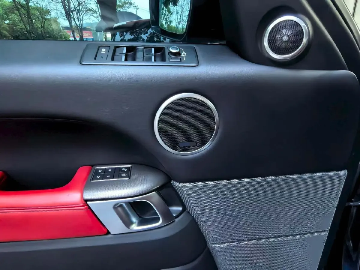 2017 Land Rover Range Rover Sport 3.0T 340HP V6 8AT,autocango,china used car exporter,china ev exporter,chinese used car exporter,chinese used ev exporter