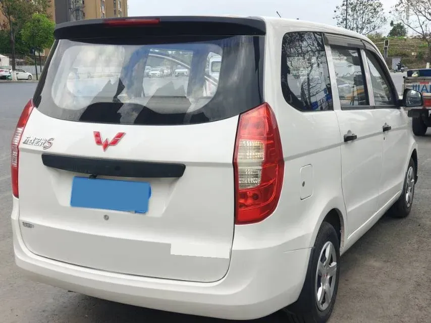2016 WuLing HongGuang 1.5L 112HP L4 5MT,autocango,china used car exporter,china ev exporter,chinese used car exporter,chinese used ev exporter