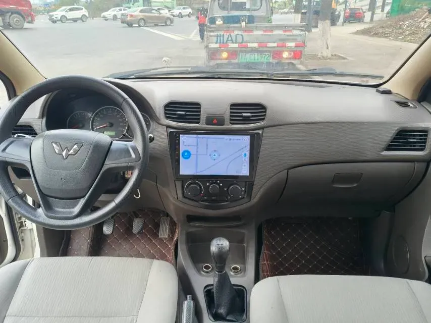 2016 WuLing HongGuang 1.5L 112HP L4 5MT,autocango,china used car exporter,china ev exporter,chinese used car exporter,chinese used ev exporter