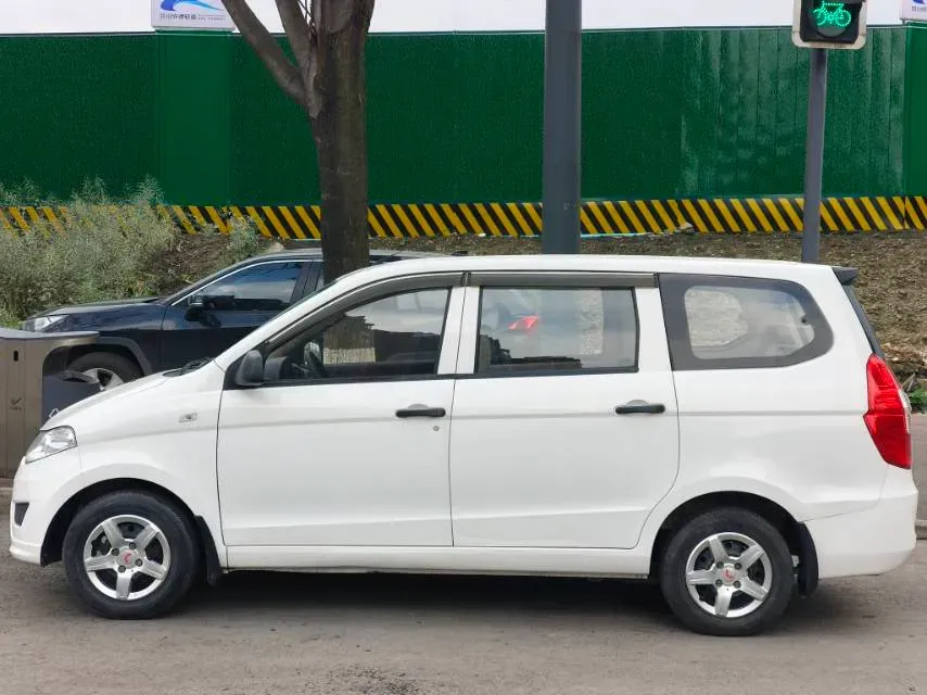 2016 WuLing HongGuang 1.5L 112HP L4 5MT,autocango,china used car exporter,china ev exporter,chinese used car exporter,chinese used ev exporter
