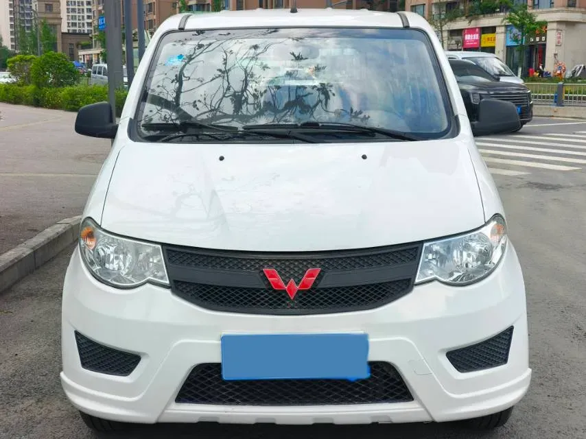 2016 WuLing HongGuang 1.5L 112HP L4 5MT,autocango,china used car exporter,china ev exporter,chinese used car exporter,chinese used ev exporter