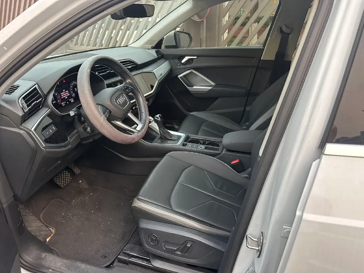 2021 Audi Q3 1.4T 150HP L4 7DCT,autocango,china used car exporter,china ev exporter,chinese used car exporter,chinese used ev exporter