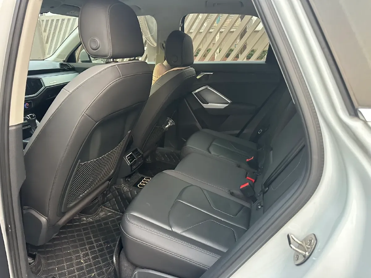 2021 Audi Q3 1.4T 150HP L4 7DCT,autocango,china used car exporter,china ev exporter,chinese used car exporter,chinese used ev exporter