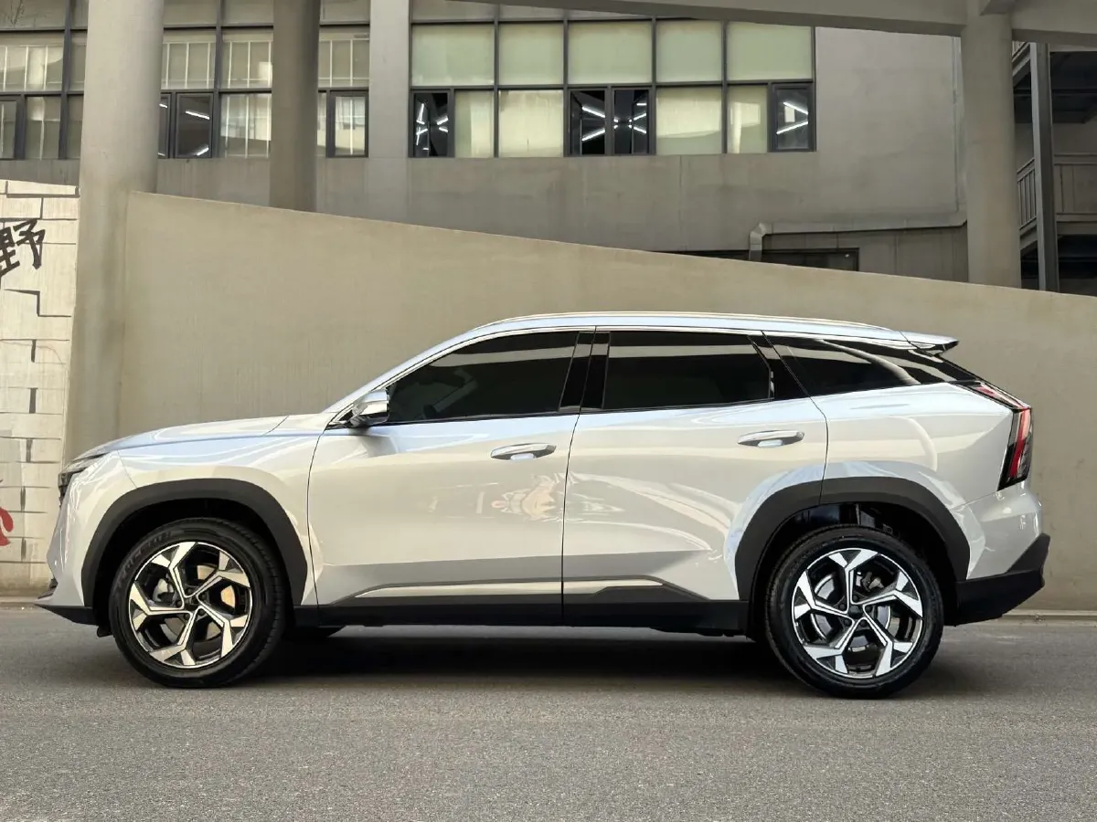 2023 Geely StarRay 1.5T 181HP L4 7DCT,autocango,china used car exporter,china ev exporter,chinese used car exporter,chinese used ev exporter