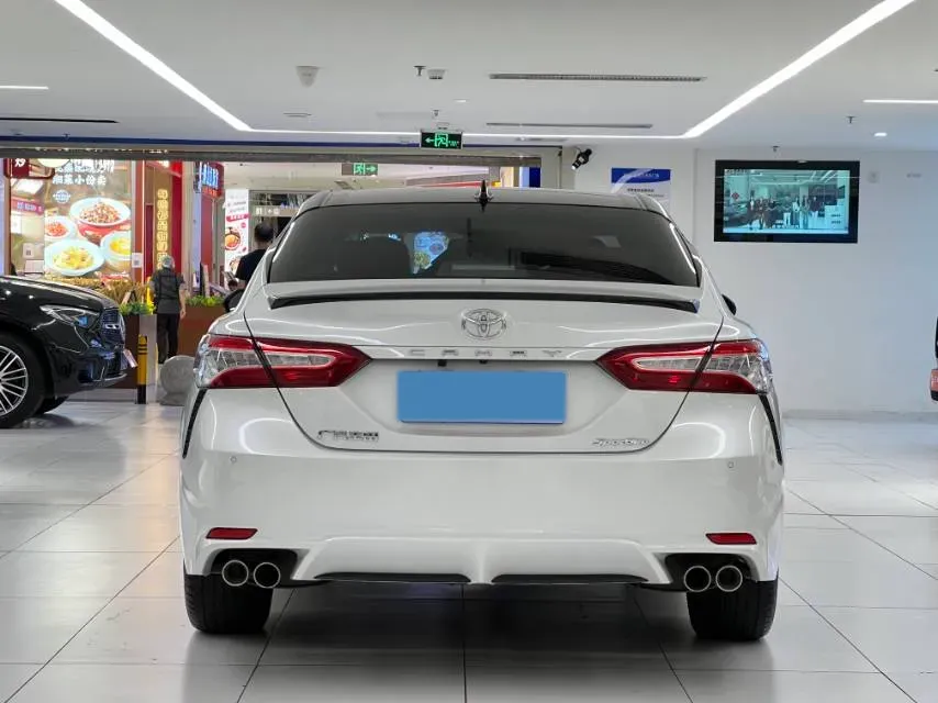 2021 Toyota Camry 2.5L 209HP L4 8AT,autocango,china used car exporter,china ev exporter,chinese used car exporter,chinese used ev exporter